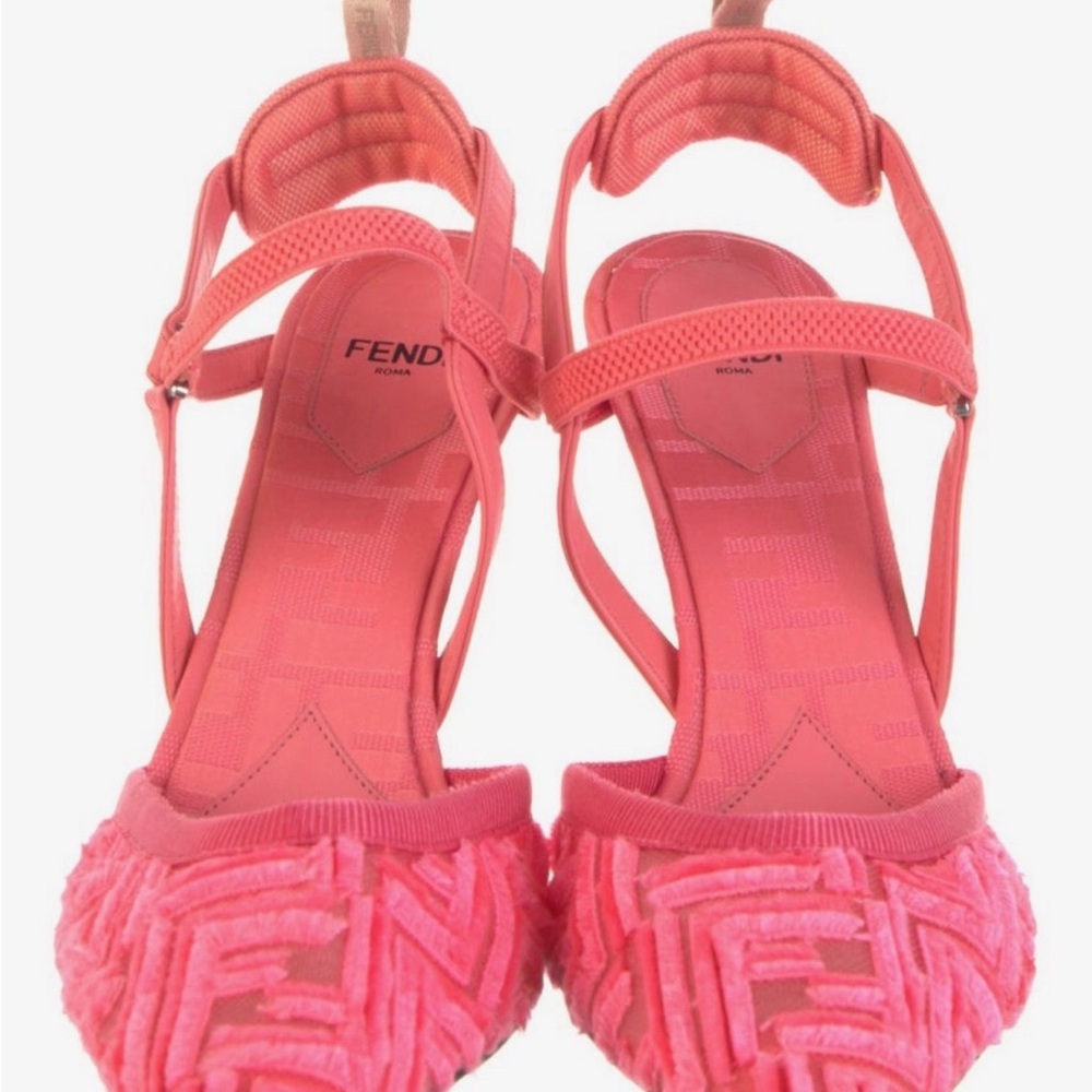 Fendi Colibri leather heels - Picture 4 of 8